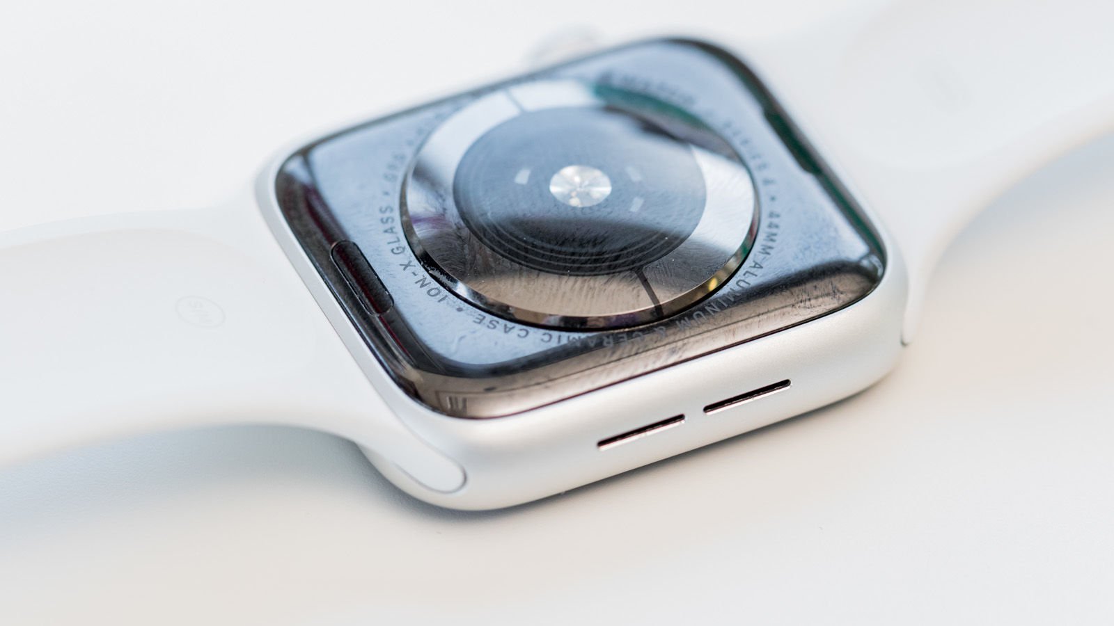 charging apple watch se