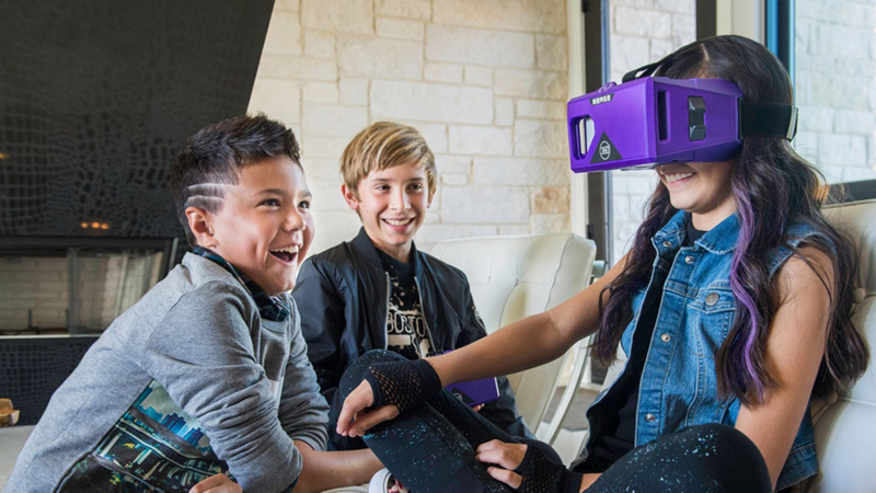 The best VR headsets for iPhone users