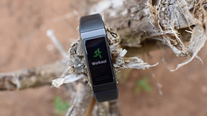 Best waterproof fitness trackers for swimming 2019